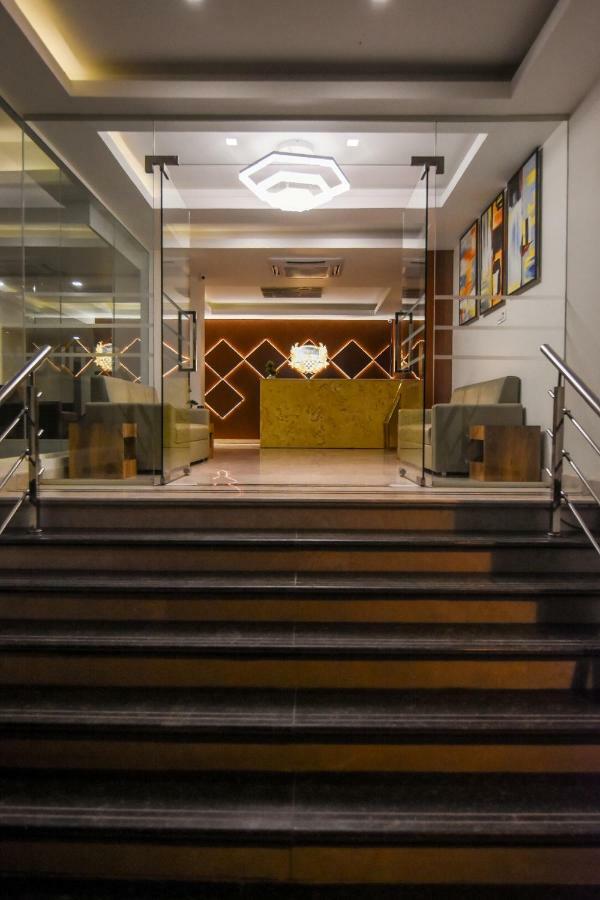Kensington Suites Bangalore Extérieur photo